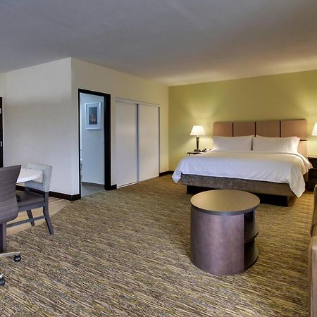 Candlewood Suites - Wichita East By Ihg Exterior photo