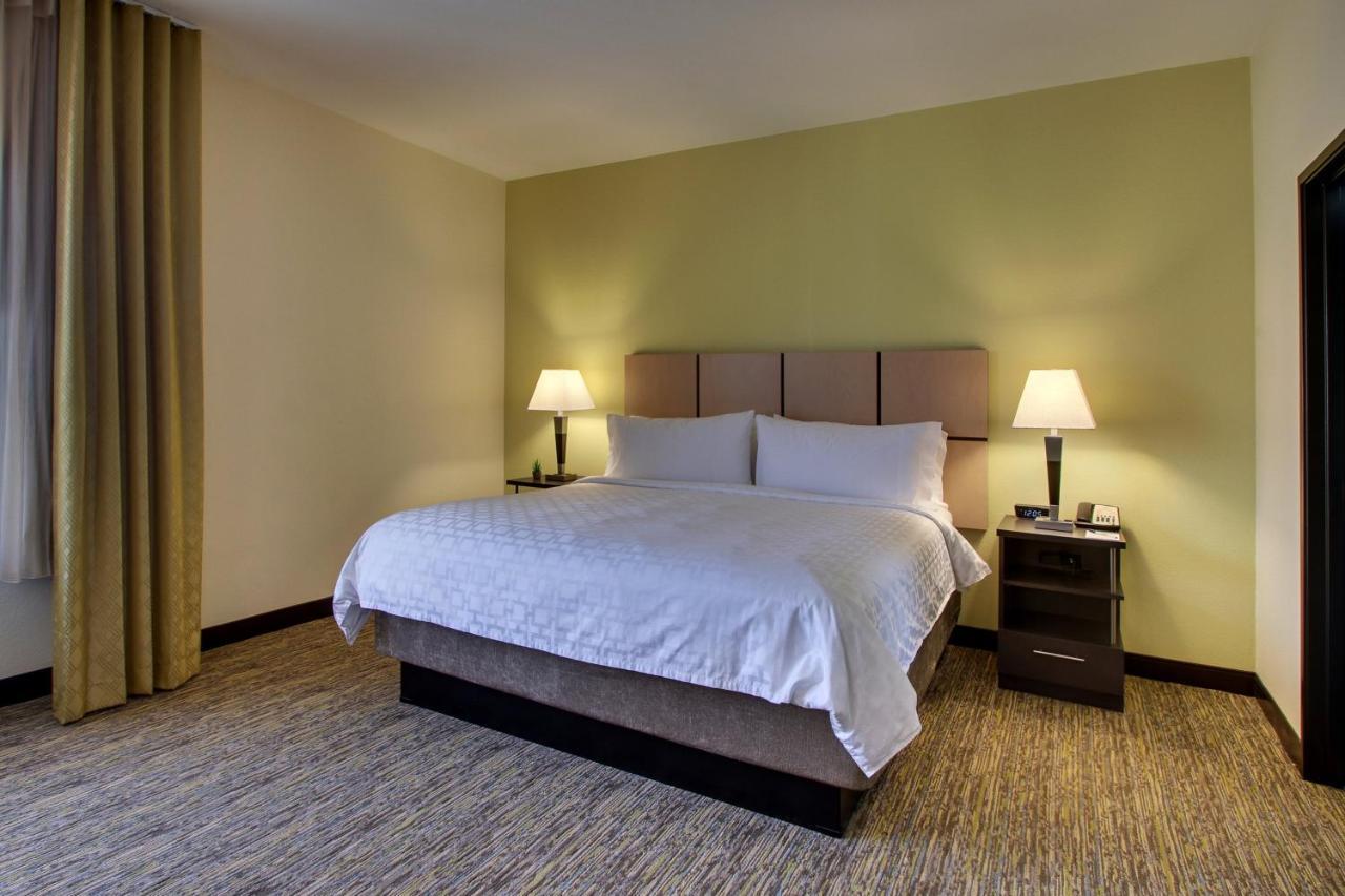 Candlewood Suites - Wichita East By Ihg Exterior photo