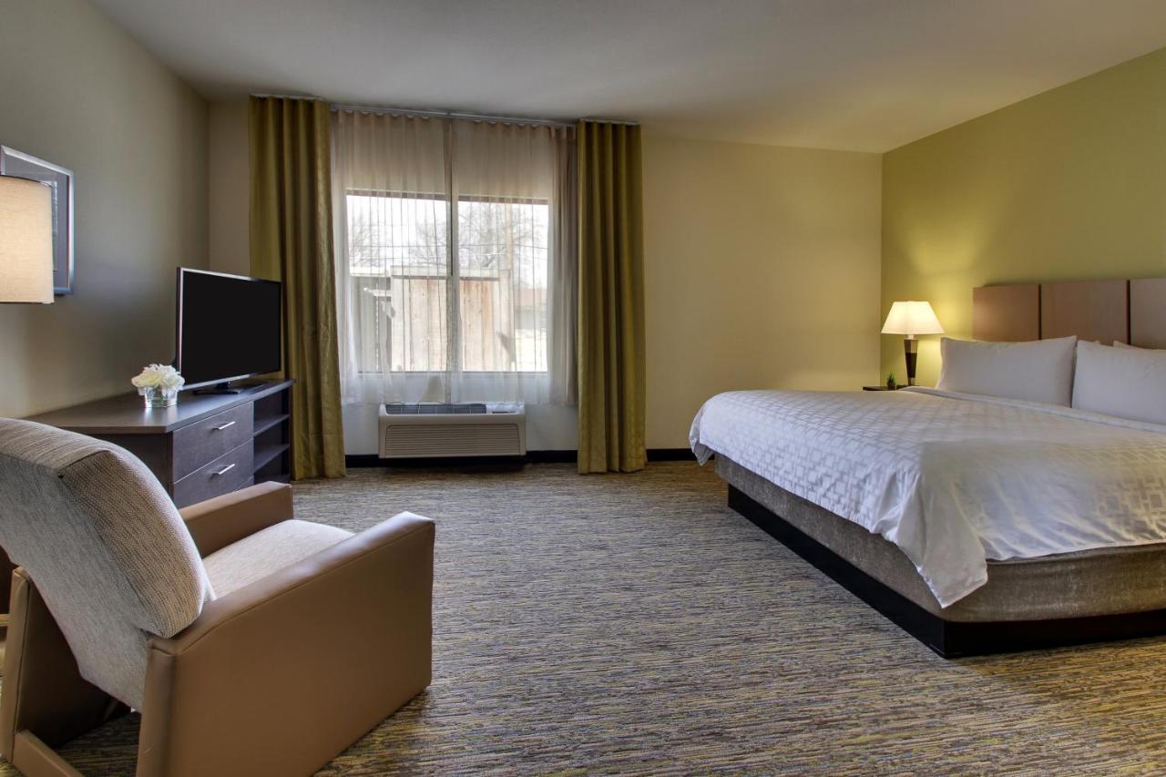 Candlewood Suites - Wichita East By Ihg Exterior photo